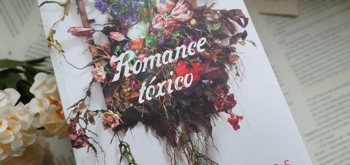 blog_ECeM's tweet photo. Oi vocês, 

Romance Tóxico se tornou um dos melhores livros que eu li esse ano. 

Confira a resenha: https://t.co/PCzhciwUHw

#HeatherDemetrios #RomanceTóxico #BadRomance #Resenha #EditoraSeguinte

( @HDemetrios | @editoraseguinte) https://t.co/ic1ZXth1Wn