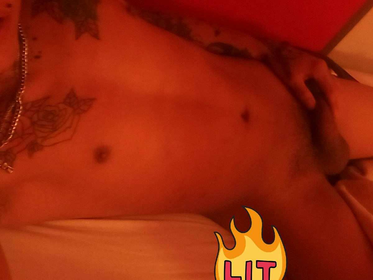 keviinhott's tweet photo. Buenos dias.  
#sigeme https://t.co/rB7OPjPi4q