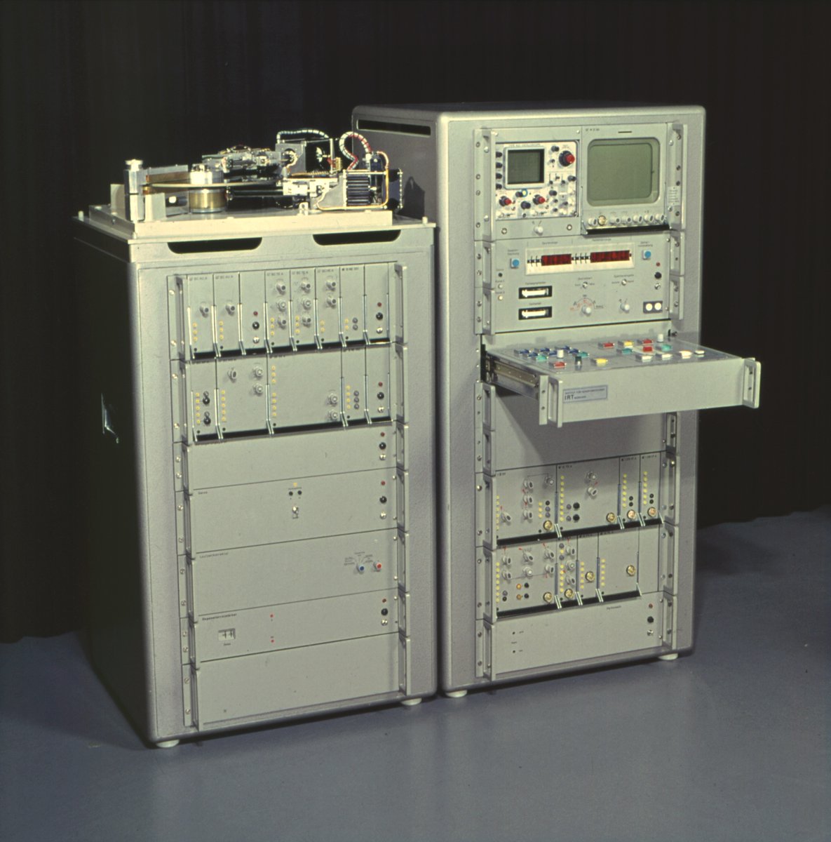 IRTpresse's tweet photo. #IRTHISTORY
1967: Zeitlupe – elektronisch: Funktionsweise, Features und Feuertaufen. #IRT #Rundfunk #Technik #Fussballballett  
https://t.co/H82RR4sO6R https://t.co/Qg7wqPLRHI