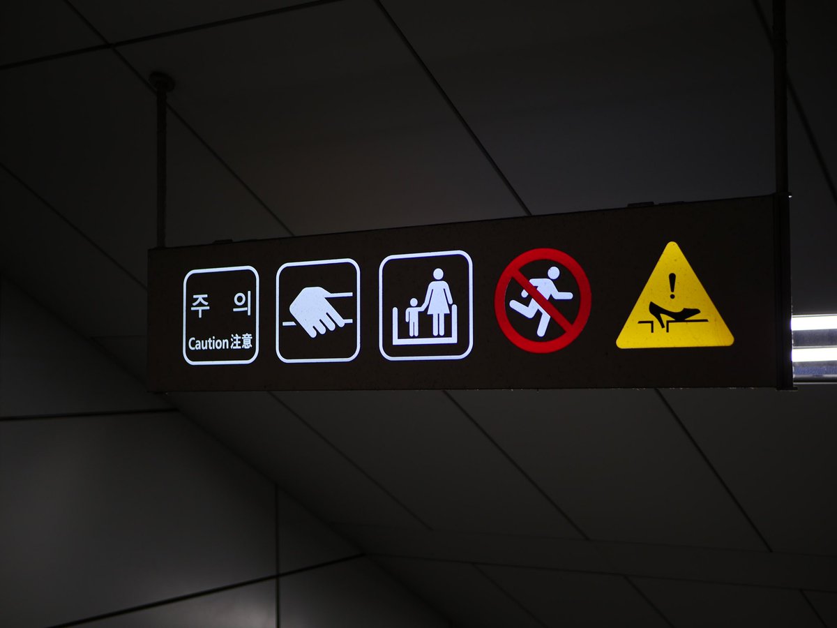 ascoeur9's tweet image. #digitalgarbage

G100 + Lumix 25.7 + P.P Vivid

폰에도 라룸을 깔아둘까봄