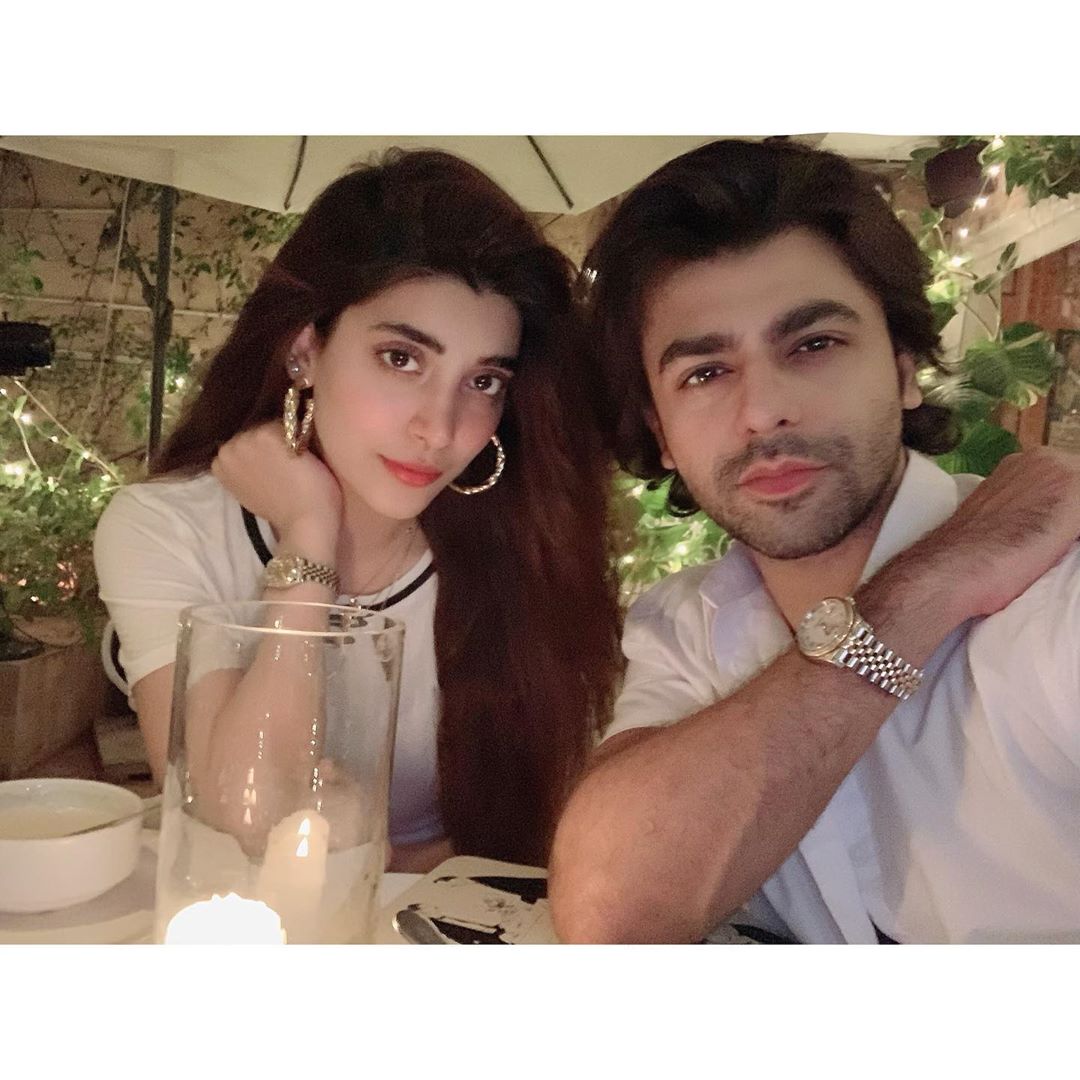 LollywoodPfi's tweet photo. Happy Birthday Farhan Saeed 🎉

#farhansaeed #urwahocane #birthday #birthdayboy #birthdaycake #music #singer #couplegoals #happilymarried #pakistanicelebrities #lollywood #lollywoodpakistanfilmindustry https://t.co/JQEPRa0jzB