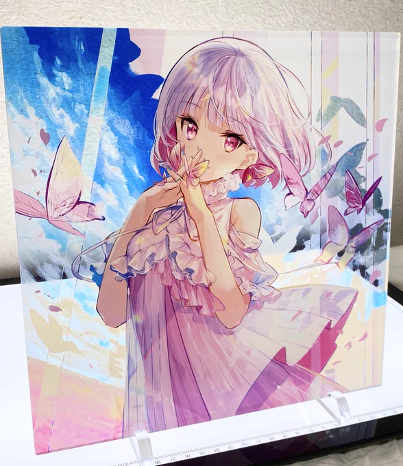 アクリルアートのサンプル来た…!
https://t.co/mazUz1KvRN 