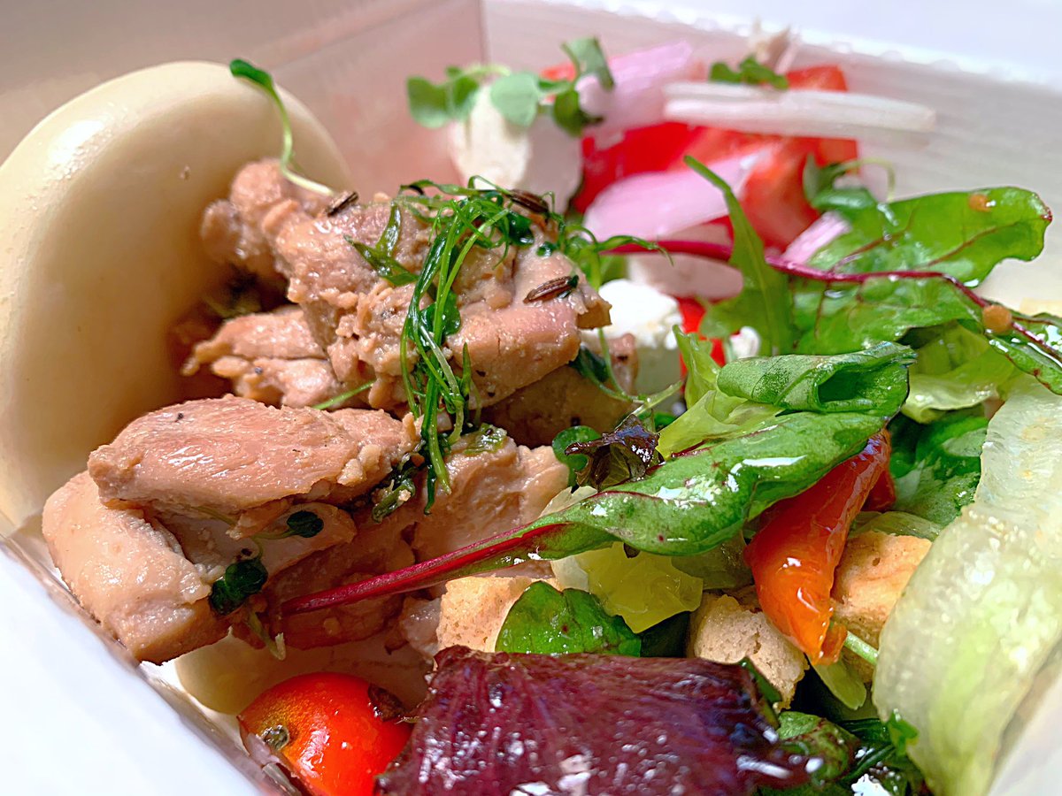 Andrew Oxford tweet media