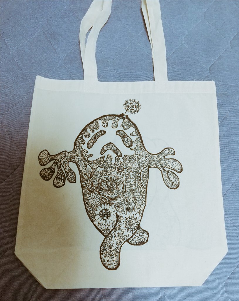 ピエタ ノアレ 花喰う化け物 アナログ モノクロ イラスト モノクロイラスト 花 模様 トートバッグ お化け 化物 脳 T Co Tpyrerwwof