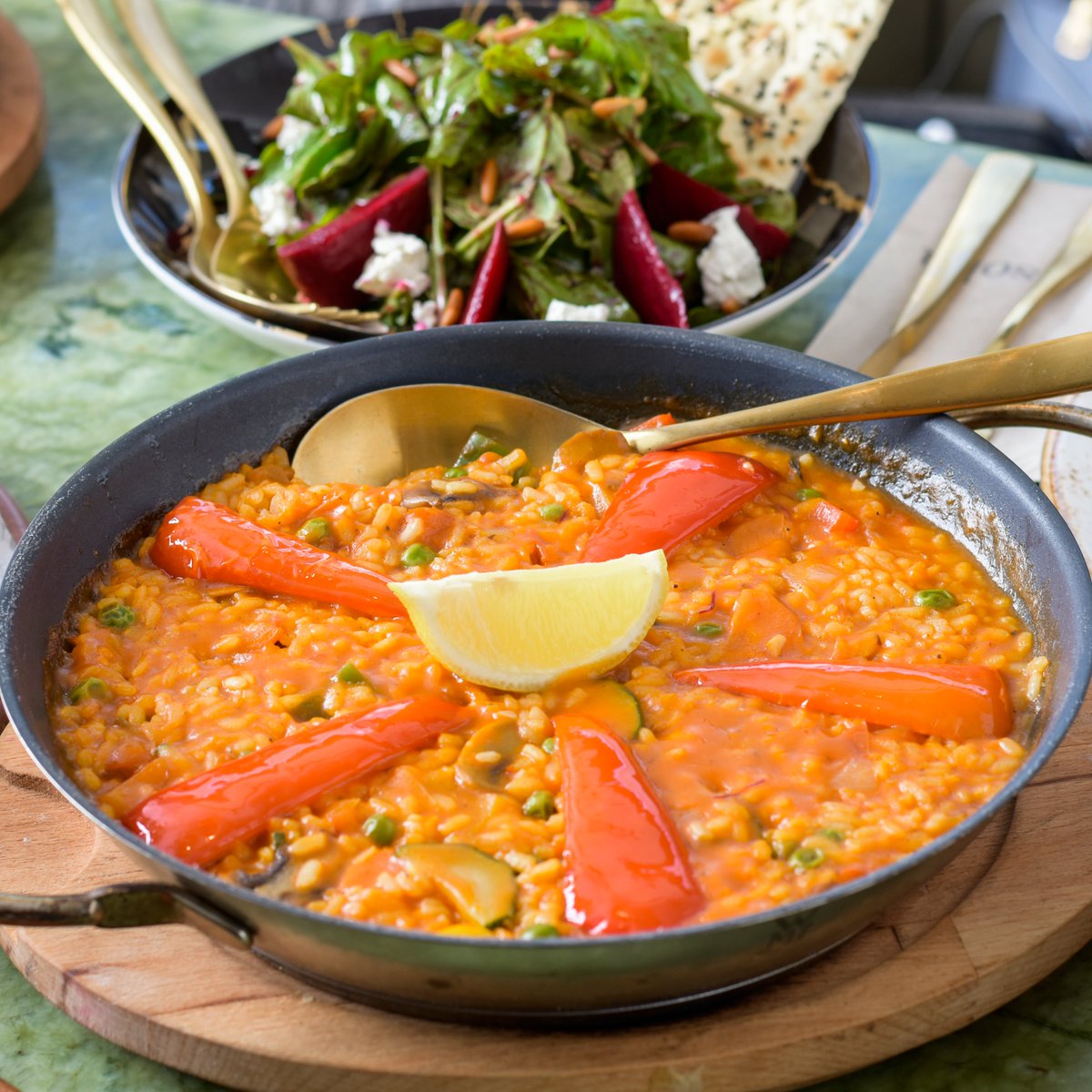 SoliaKSA's tweet photo. اشهر اطباق دول البحر الأبيض في سوليا استمتع بتجربة مميزة 

Sloia ‘s fresh garden paella from
.

#solia #Riyadh #lunch
#dinner  #restaurant https://t.co/zqLjAfHQKo