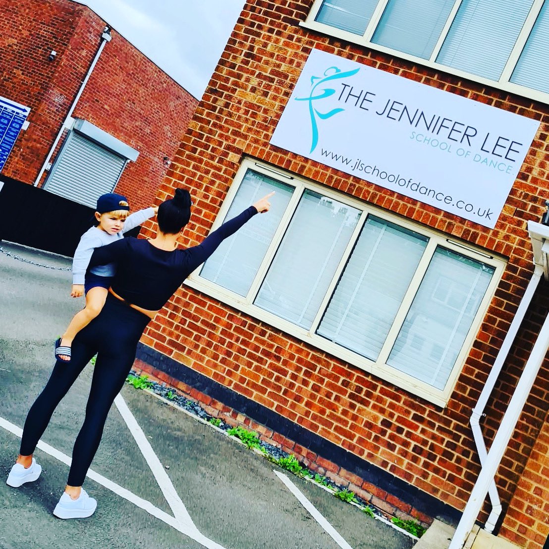 JLSchoolOfDance's tweet photo. NEW SIGN 🖤 https://t.co/nSb4dp4sRm