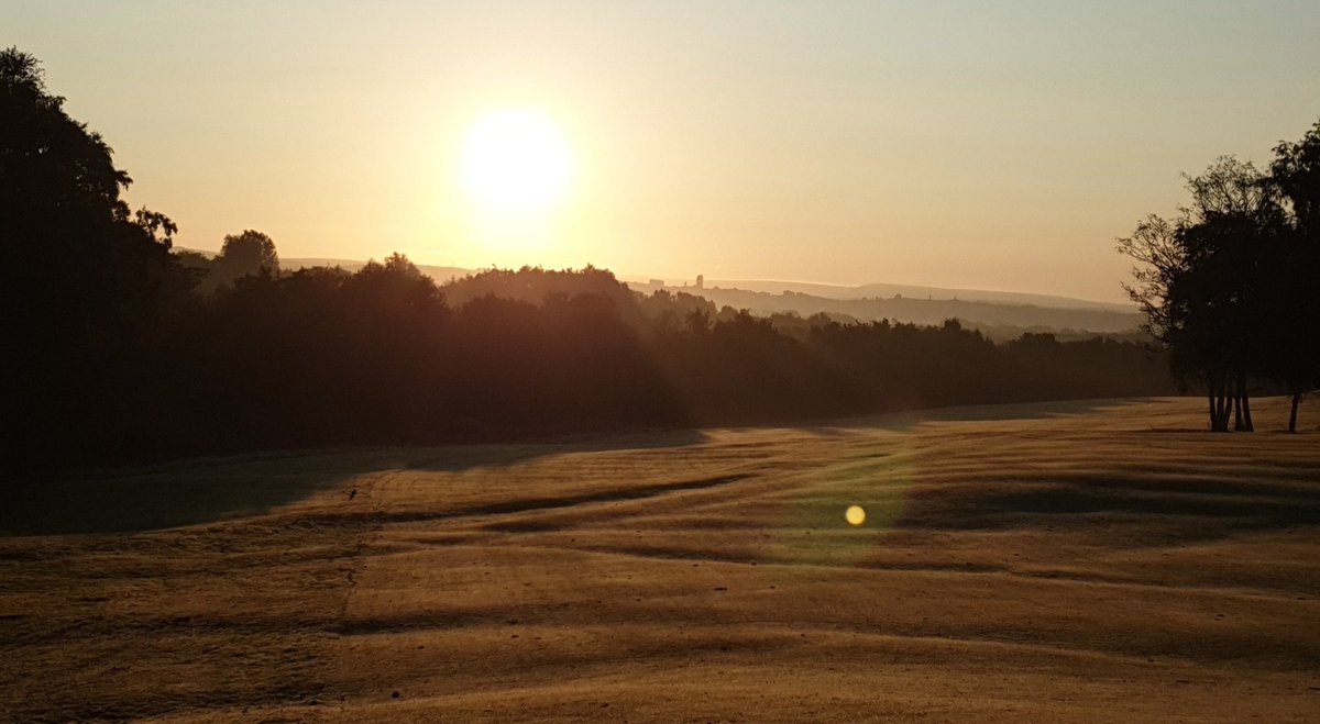 Stunning morning for the 1836 tour, this is the life.