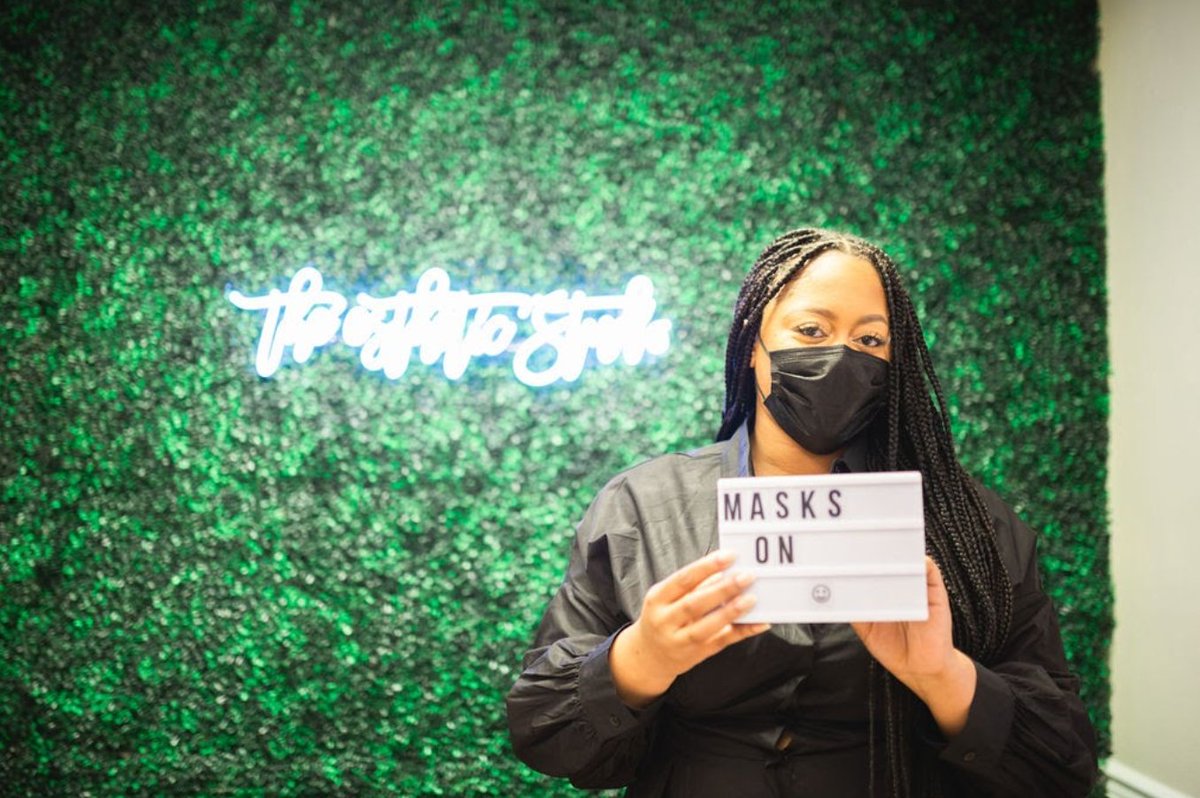sentarahealth's tweet photo. Show us how you smize at work because #wearingiscaring
Drop a selfie of you and a co-worker wearing your masks for a chance to be featured!
#Maskup757 https://t.co/hEawpEGRtv