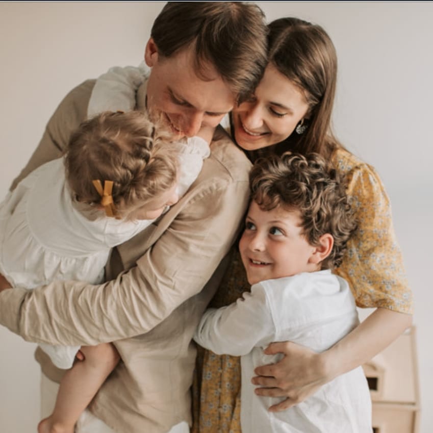 #14Sept Los Padres son la fuerza más poderosa, la motivación continua en la vida de sus hijos. La responsabilidad, los valores, la confianza en sí mismos y el afecto nacen en el hogar, junto a la estima del cuerpo sano y estilo de vida saludable.
#TipsParaPadres