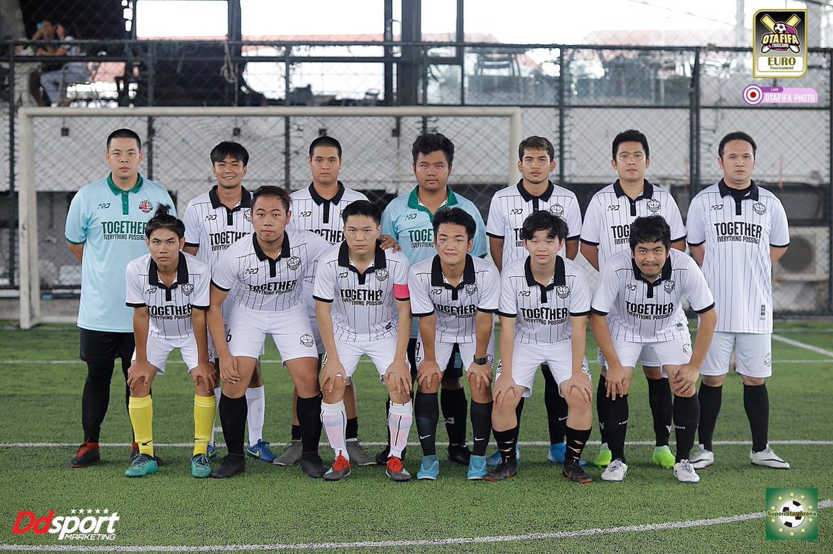 Sirmanun48's tweet photo. เจอกันรอบ16ทีมครับ จะทำเต็มที่เพื่อคามิของเราครับ
#TogetherEveryThingIsPossible
#Nekokagefc
#AomCGM48
#FaiiBNK48 https://t.co/xIXZe1SzD7