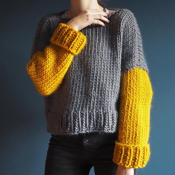 knithacker's tweet photo. Knit Your First Sweater With This Easy Pattern, Perfect For Beginners! π https://t.co/hpYDiM5VNQ #sweaterweather #firstsweater #handmade #diy https://t.co/aVTdGZNRPu