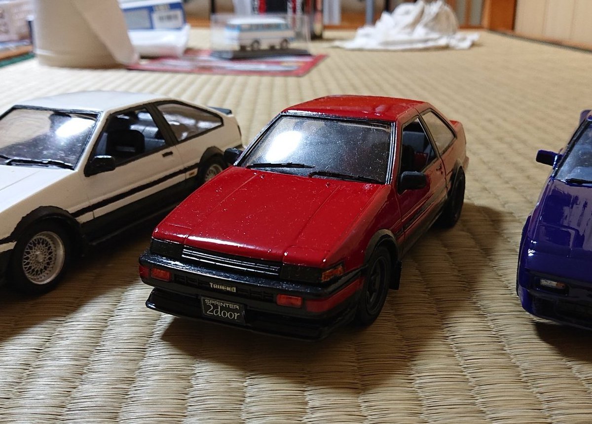 西部警察と太陽にほえろ レビン トレノはae85 86型になるとボディは2ドアと3ドアの2つになりましたが 歴代レビン トレノで2つのボディを用意したのはae85 86だけです 今回はae86レビン3ドア後期とae86トレノ2ドア前期の各模型を見せますが 各模型は