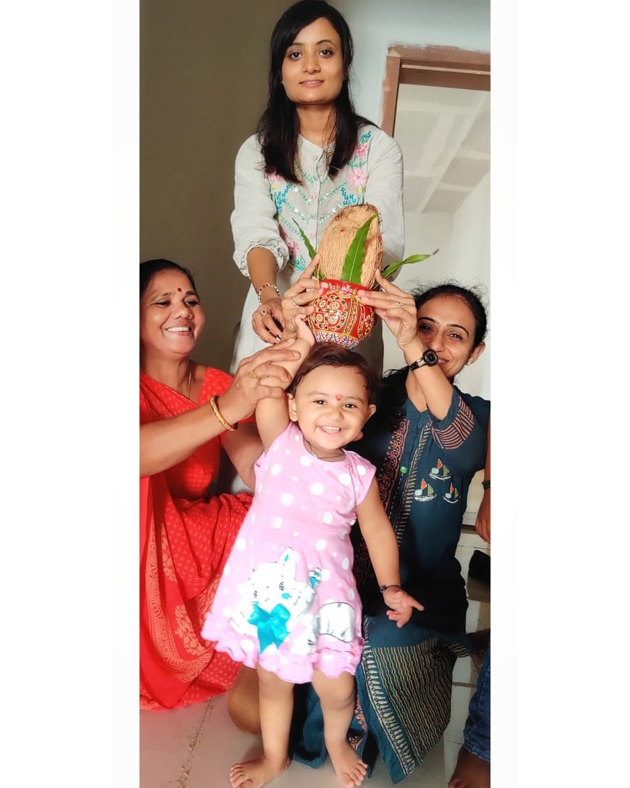 BChadasania's tweet photo. @karanacharya7 

Big fan sir
Please do editing of my daughter's pic❤️❤️ https://t.co/nKVpkXfPXr