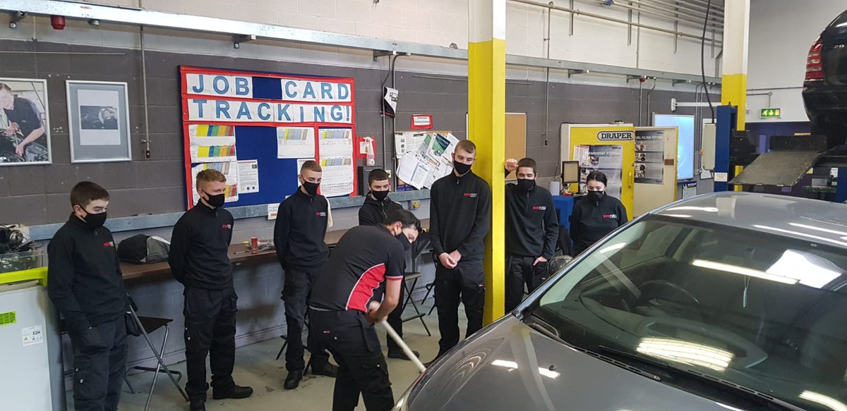 Workforceonline's tweet photo. Welcome to our first group of new Motor Vehicle students who are getting the opportunity to sample the Workshop 
under the expertise of Tutor Niall! First day on hopefully will be a very successful career in Motor Vehicle for our students! We have no doubt you #madetherightchoice https://t.co/QKSJpFqYf3