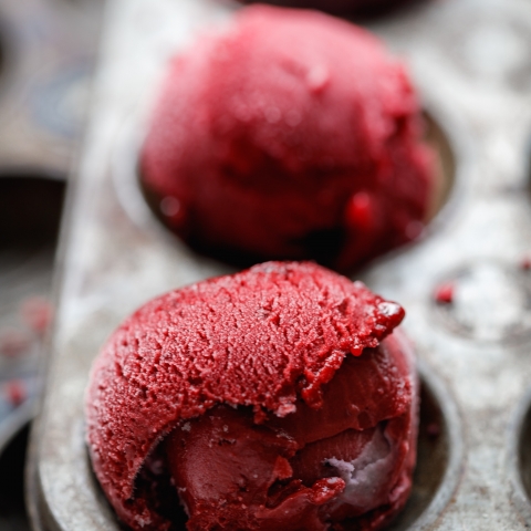 Congratulations to <a href="/GrannyGothards/">Granny Gothards</a>, which has been named the UK's Best Ice Cream and Sorbet Producer at <a href="/LuxLifestyleMag/">LUXlife</a>'s 5th annual food &amp; drink awards. Find out more... fooddrinkdevon.co.uk/member/granny-…