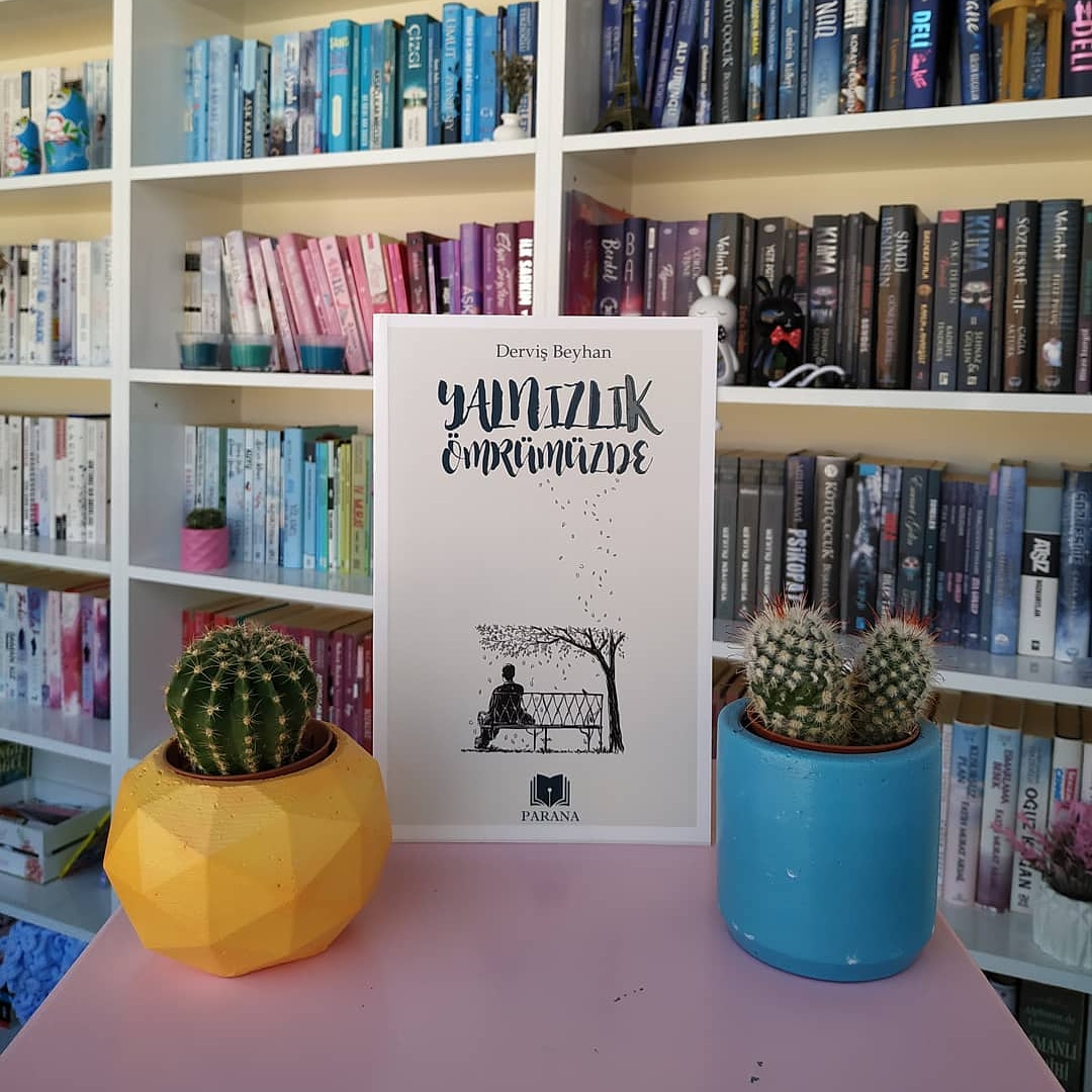 paranayayinlari's tweet photo. #kahveeguzeli #kitapsever #books #bookstagram #kitap
#tbt #kitaplar #kahvevekitap #kahve #ınstabook #okudumbitti #okumak #book #okudum #okuyorum #aşk #kitapdelisi #kitapokur #okur #öneri #kitaponerisi #kitaptavsiyesi #kitapagaci #okumahalleri #roman #okuryazar #paranayayınları https://t.co/lN6LuIB5vN