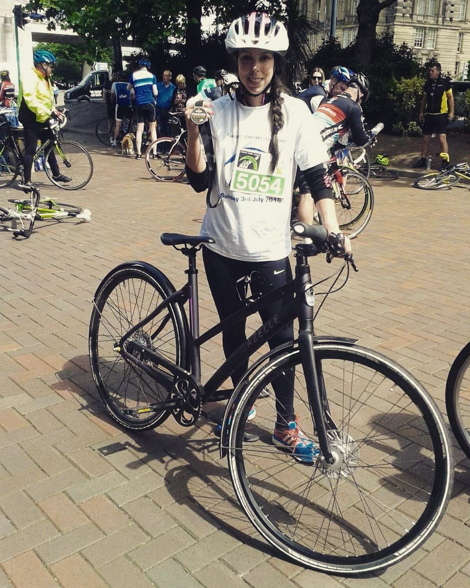 LCLBikeRide's tweet photo. #LCLFans || Whilst we are prepping for Sunday 27th September we have taken a little peek back in time to share some of the best moments over the past years. We loved having the one and only Liverpool legend @bethtweddlenews with us 🤩🧡 @TheGuideLpool https://t.co/SlEEgnxZJR