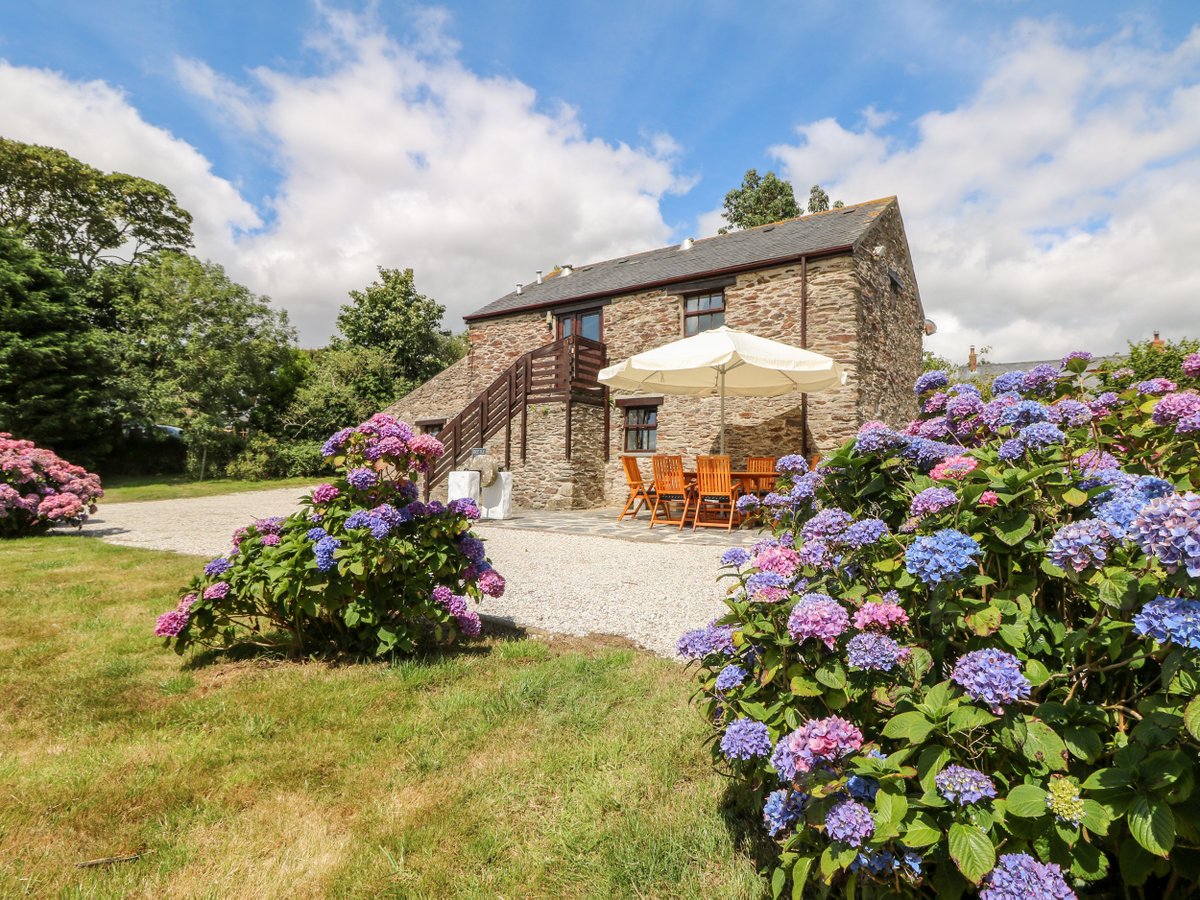 Cottage_Getaway's tweet photo. Last Minute Cottage To Rent Near Truro Cornwall
SAT 3RD OCT TO SAT 10TH OCT (7 NIGHTS) £1152.00
This 4* rated, pet friendly detached barn conversion rests in St Erme, approx 5 miles from Truro Cornwall and can sleep six people in three bedrooms. https://t.co/t043cUeR4C https://t.co/9OohLzPDje