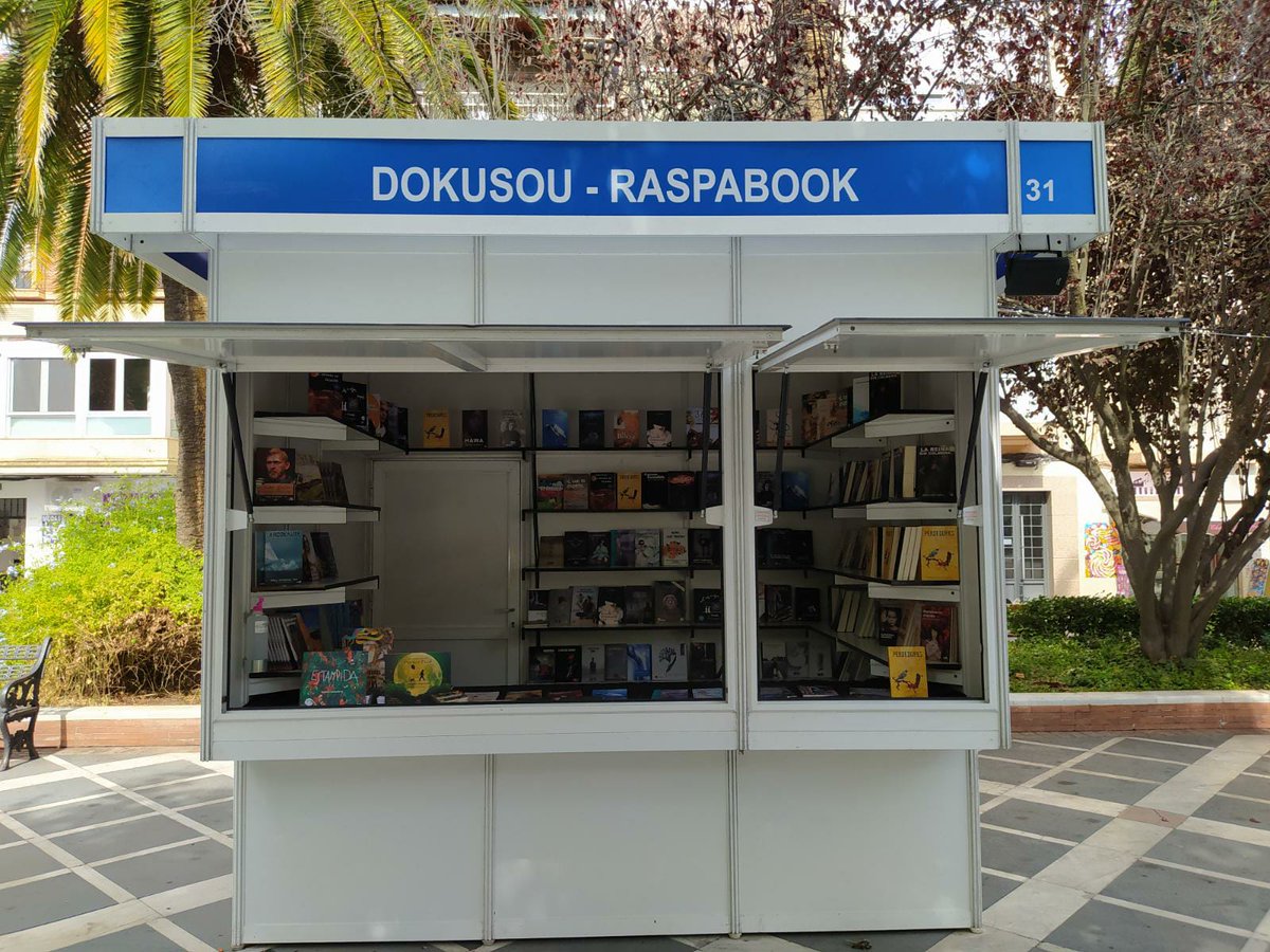 Raspabook's tweet photo. Un día más, seguimos al pie del cañón en la Feria del libro de Badajoz, en la cual estamos disfrutando de unos días estupendos rodeados de cultura. Pásate por nuestra caseta y conoce todos nuestros títulos #39flb
☑️ 676 912 670
☑️ correo@raspabook.com
☑️ https://t.co/gKuZjfHmNZ https://t.co/HVkngRsAi0