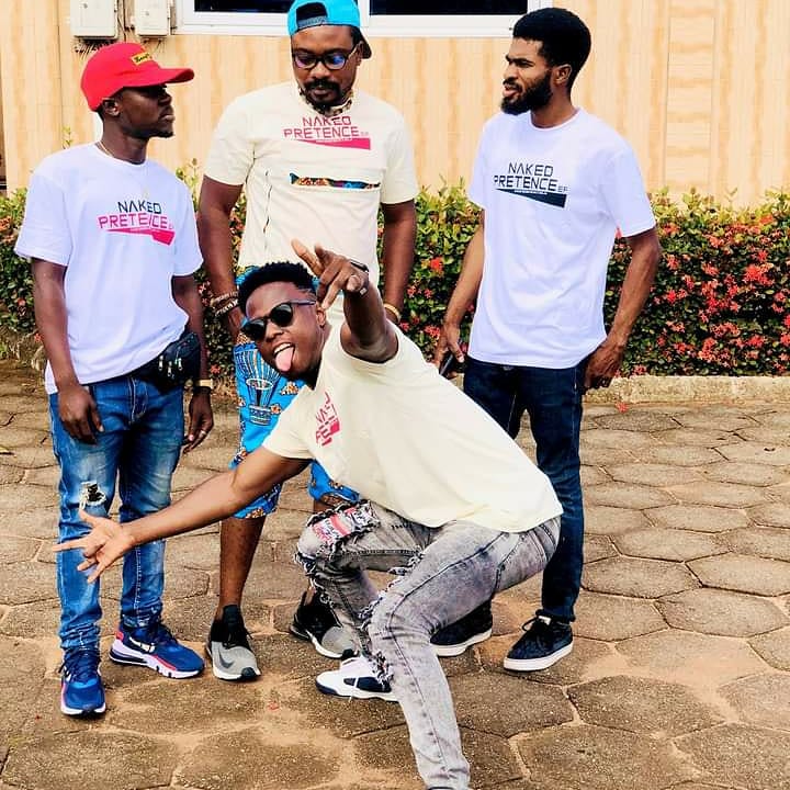 kbeeDNS's tweet photo. The greatest Family I have ❤💚❤ #CalmlishMuzik
#NAKEDPRETENCE_EP🔜🔜🔜
#DeNkzSolja #StillLocking #Shuush https://t.co/9q6lPDKPtG