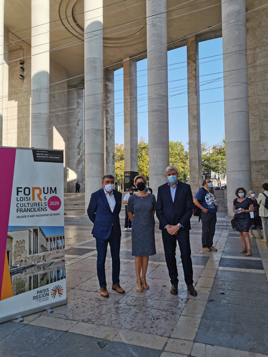 VisitParisIdf's tweet photo. C’est parti pour le Forum des loisirs culturels franciliens #FLCF au @MAM, en toute sécurité sanitaire. 57 exposants et près de 500 prescripteurs et organisateurs d’événements attendus. Merci à @parismusees pour votre accueil. #relance #visitparisregion https://t.co/Fm3gDQud2B