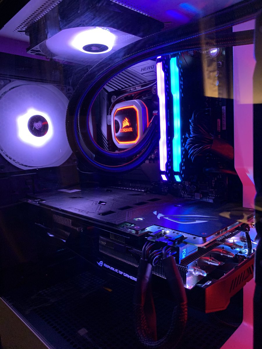 EthanFaithless's tweet photo. Also if anyone is switching to PC 

👀 @FaithlessPCs 

I’ll do builds for half the fee big company’s do and will make them look as good https://t.co/NzuwDYVP8q