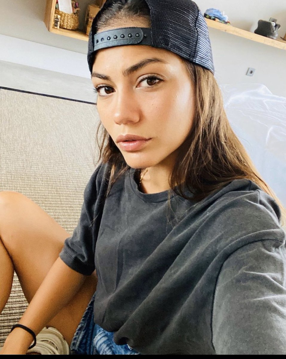 CieloLimos's tweet photo. 💙🧢💖 #DemetÖzdemir https://t.co/CgVjwBQeIt