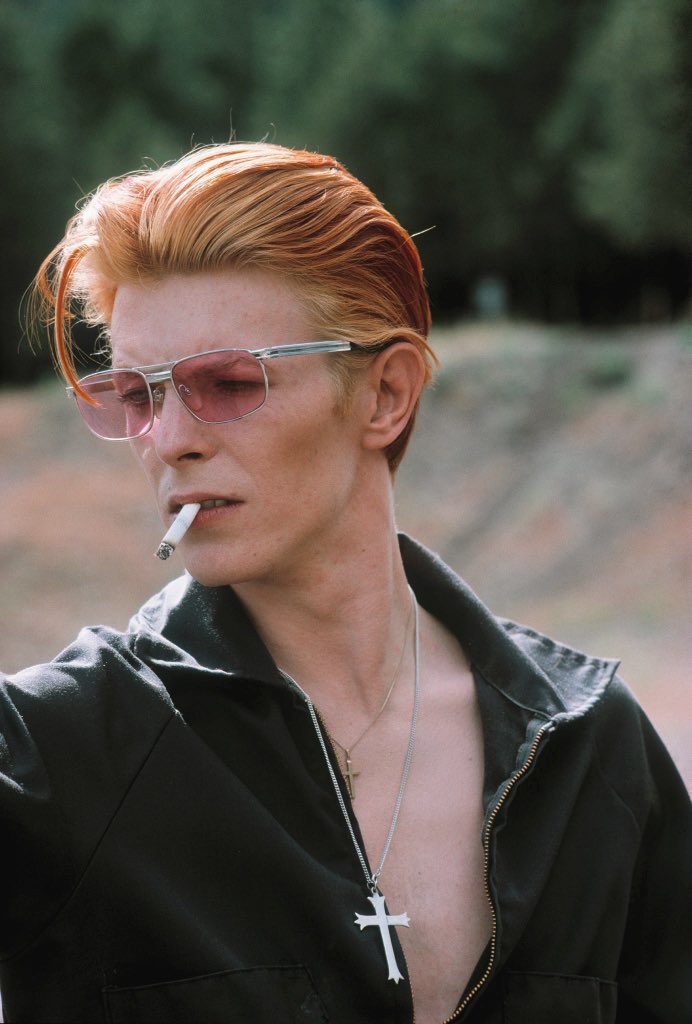gallerybowie's tweet photo. https://t.co/EY23d02E8j