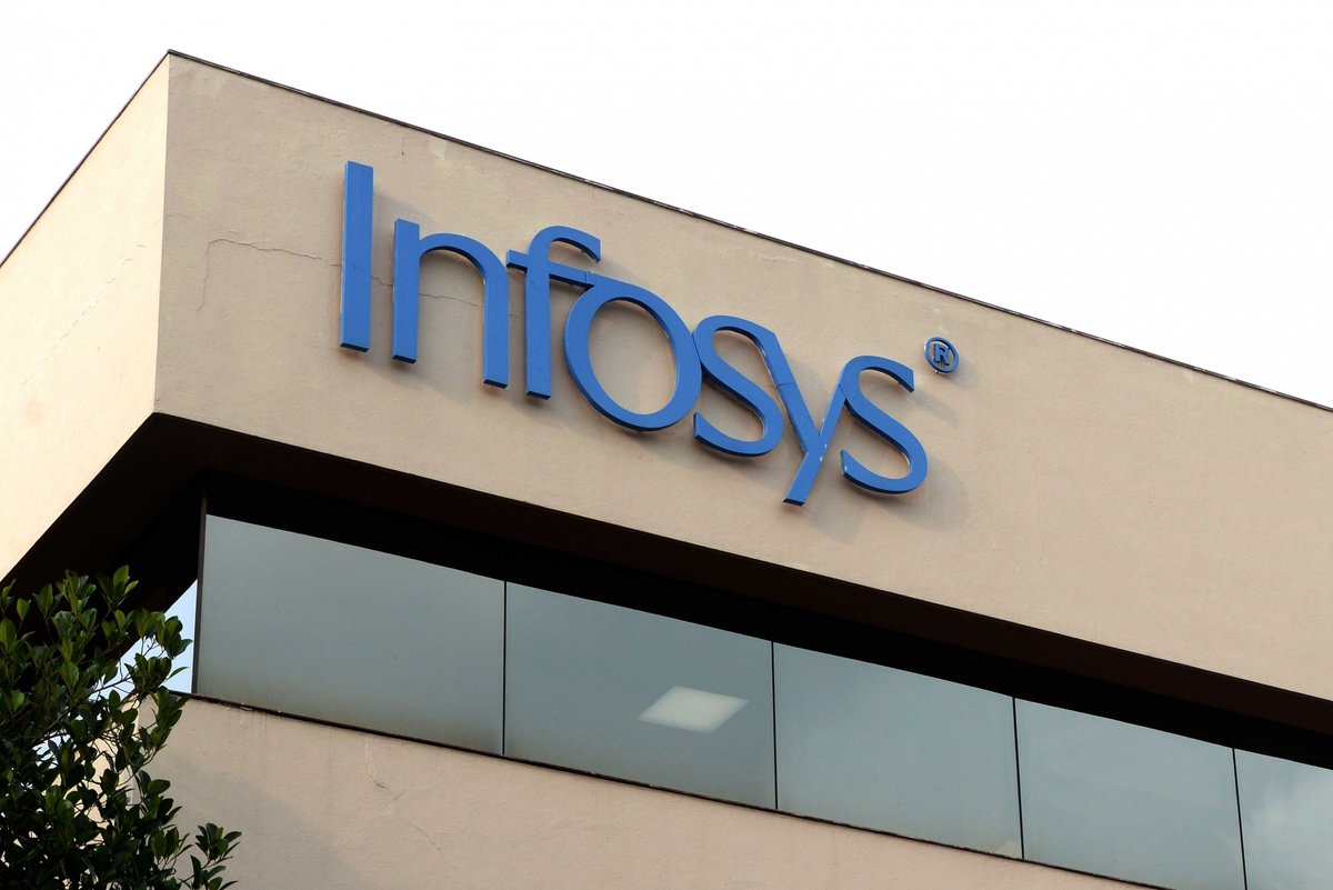 ians_india's tweet photo. @Infosys signed a definitive agreement to acquire European consultancy firm #GuideVision for up to 30 mn euros including earn-out & bonuses. Infosys said GuideVision's end-to-end offerings, enables over 100 enterprise clients to simplify complex business & IT processes. https://t.co/cr2sCfUIHL