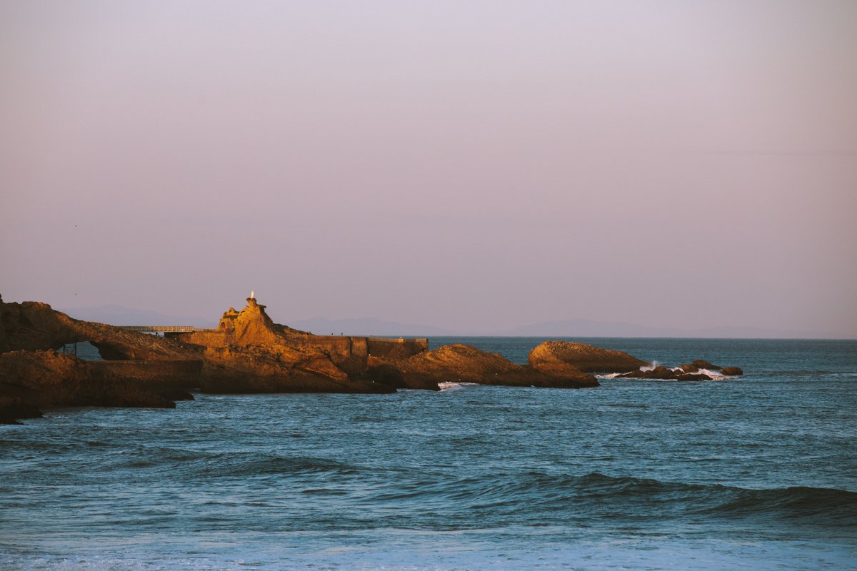 platouxx's tweet photo. Une matinée de Septembre à #Biarritz https://t.co/2oXxtw0OhC