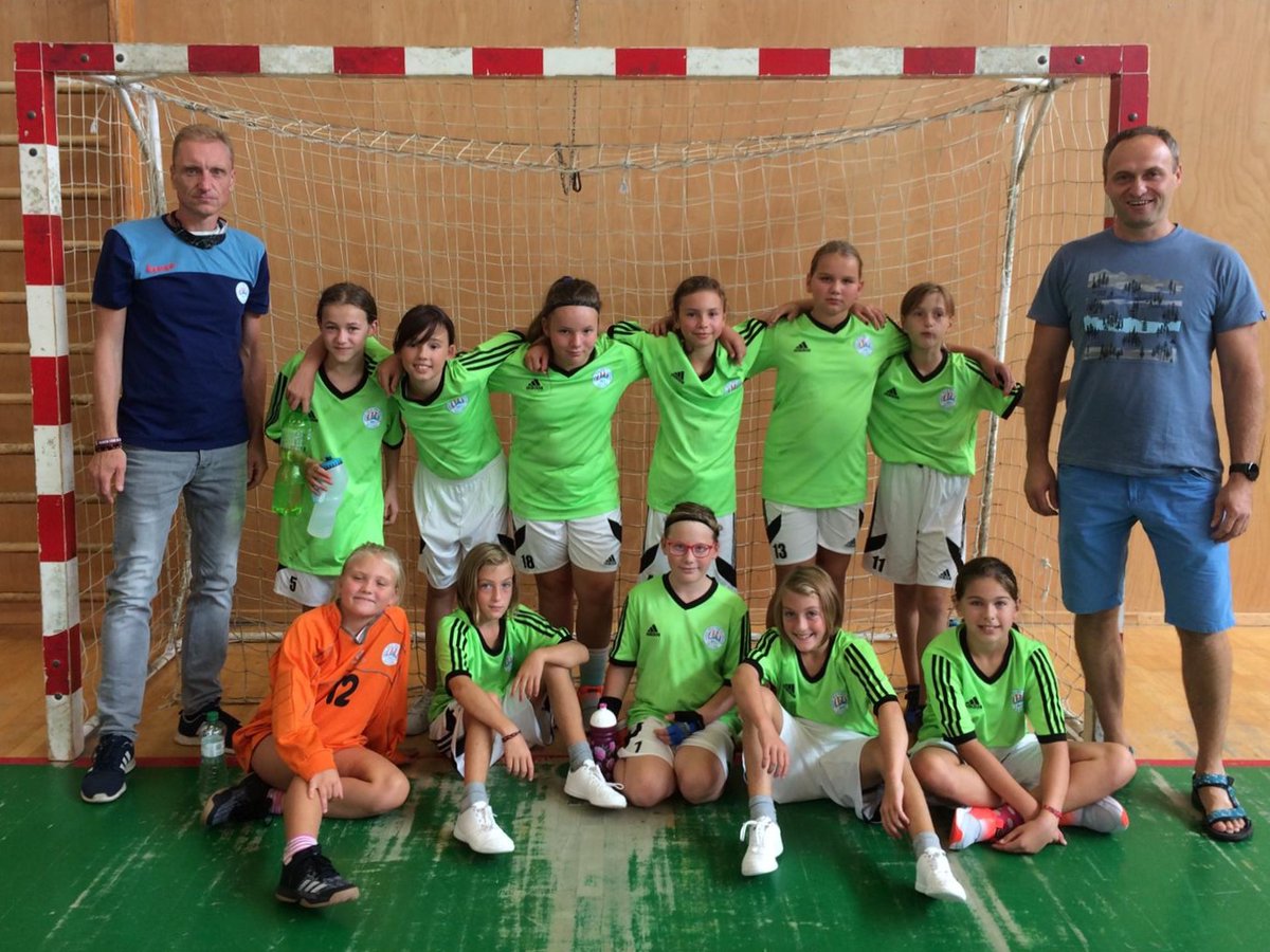 hazenabelapb's tweet photo. Mladší žákyně se zúčastnily prvního mistrovského turnaje v Turnově. 
Info zde: https://t.co/kC8apFmiXn https://t.co/iJHpAlvPRc