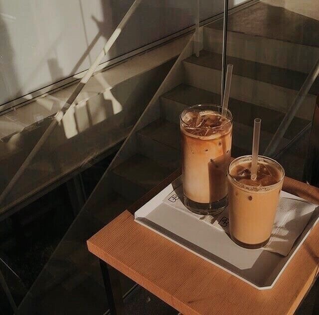 somniescafe's tweet photo. to: @strawbryseulgi 
from: @hyunjinseulgi 

❥ I hope you have a nice day! <3 https://t.co/bvGcilAi6Q
