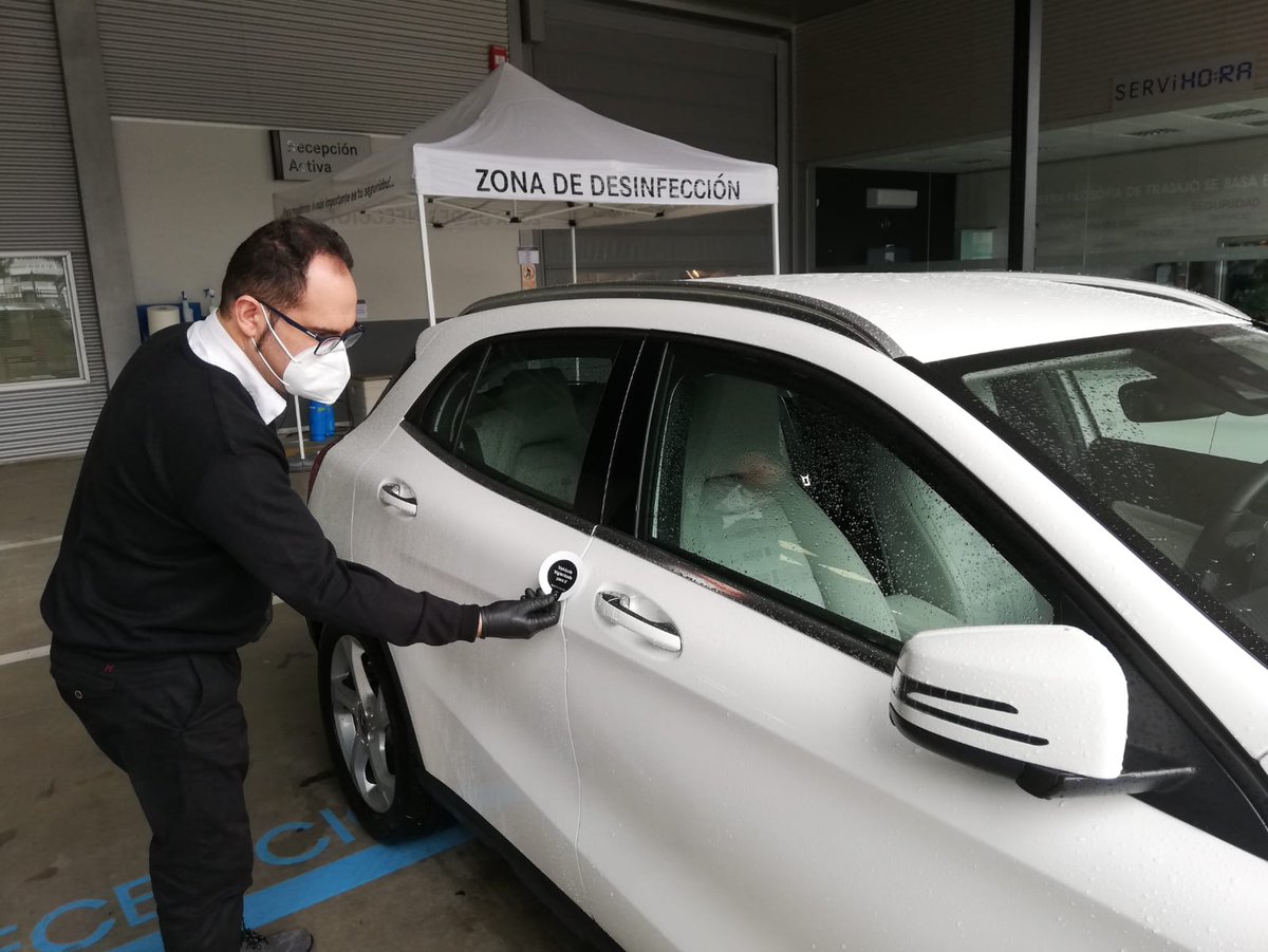 MB_Albacete's tweet photo. En @MB_Albacete realizamos la limpieza y desinfección🧼en todos los vehículos que entran y salen de nuestro taller🛠

Pide cita para nuestro taller:
📞 967216161
🖥️ https://t.co/FaUn7cdHfM

🎥Proceso taller👇
https://t.co/jYoTDcku36

#AutomóvilesVillar #Postventa #MercedesBenz https://t.co/0QQZCLWkUM