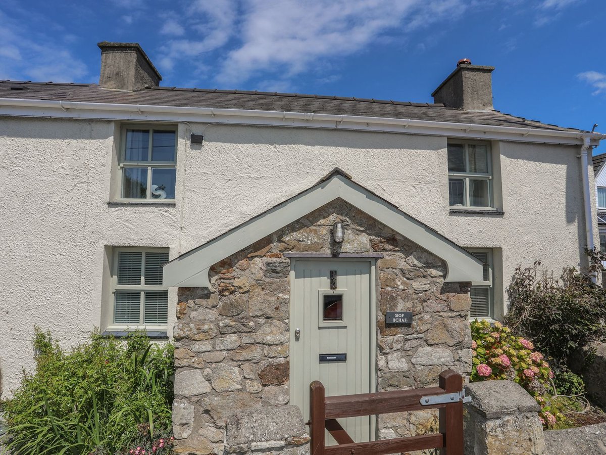 Cottage_Getaway's tweet photo. Last Minute Holiday Cottage To Rent In Bodorgan Anglesey
SAT 3RD OCT TO SAT 10TH OCT (7 NIGHTS) £507.00
Stone holiday cottage in a quiet hamlet on Anglesey. Nearest shop 1.5 miles. Aberffraw approx 2.5 miles away. Pet Friendly.https://t.co/oyEQbFe2T3 https://t.co/AArGyG1xer