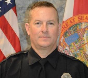 Clermont  #Florida Patrol Officer Conrad Buckley, 52, died from  #COVID. #TrumpKnewTheyDidnt https://www.police1.com/coronavirus-covid-19/articles/fla-officer-who-died-of-covid-19-hailed-as-good-cop-and-great-man-hexBKNRmmKM5L2Q6/