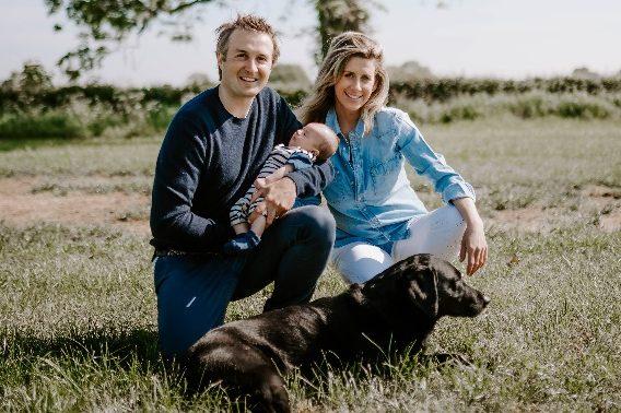 FundingDesign's tweet photo. Abi and Guy Fennell started their own business @mypura after seeing all the plastic-based wipes being used in friends’ homes. Their biodegradable baby wipes went on to generate more than 85,000 website visits and 22,000 orders in launch week! https://t.co/KnE6e3XYfc #startup https://t.co/zyutBTQwje