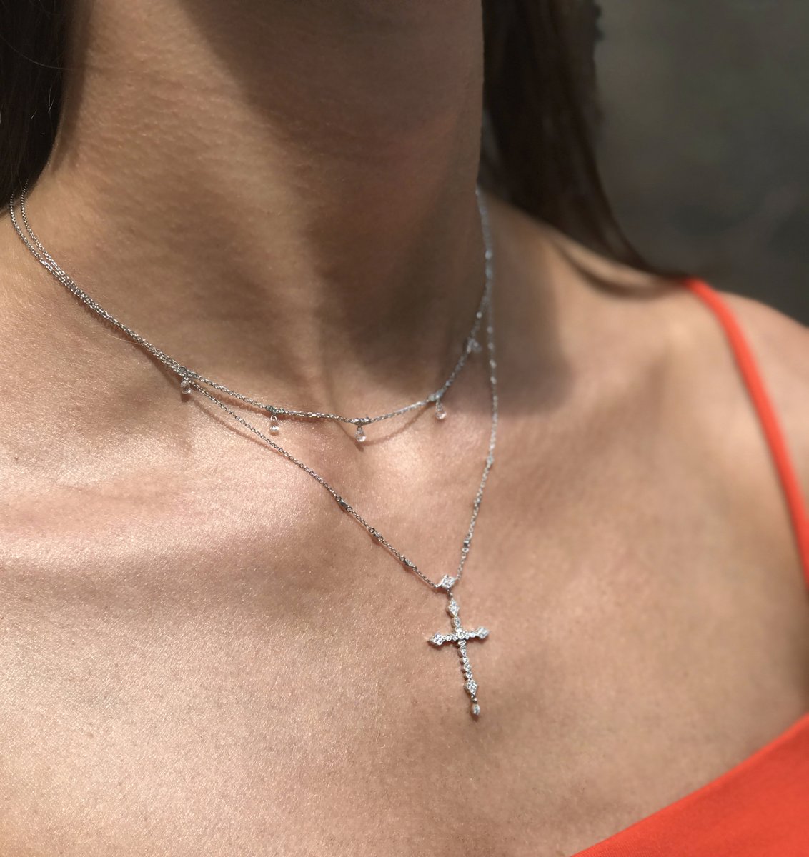 Stone_Paris's tweet photo. Monday stack 💥
https://t.co/YUlrONjYrm
#stoneparis #finejewelry #gold #diamond #necklace #jewelrydesigner #finejewellery #parisienne #jewelrygram #jewelry #jewels https://t.co/9zqePXpoED
