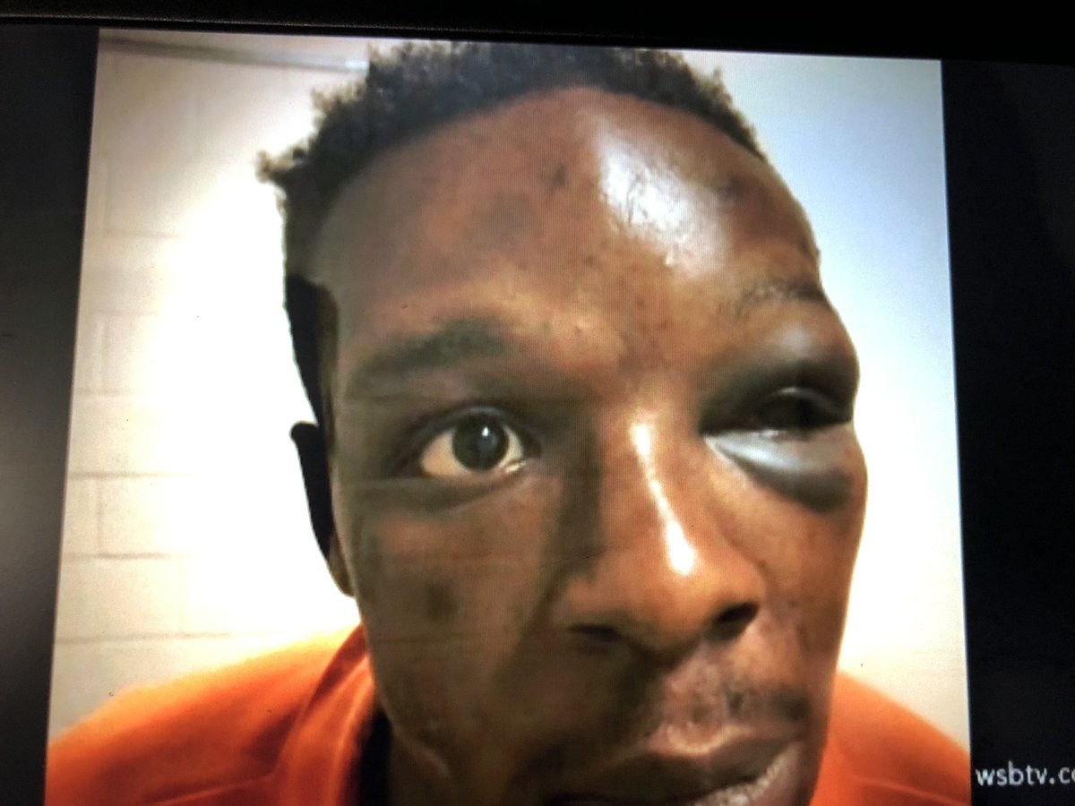 DarrynMooreWSB's tweet photo. Live@5am a deputy loses his job after beating a passenger riding in a car after a traffic stop. #wsbtv https://t.co/0dx2RCCCky