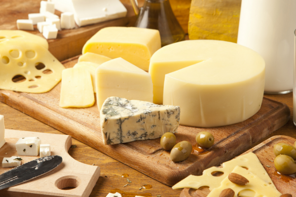 dairyindustries's tweet photo. In 2019, the global cheese market increased by 2.3%, rising for the third year in a row after two years of decline, according to a new report from IndexBox. https://t.co/1x7sfrG5ZO #marketreport #globaldairy #cheese #cheeseconsumption #imports https://t.co/mqz3NWxOSd