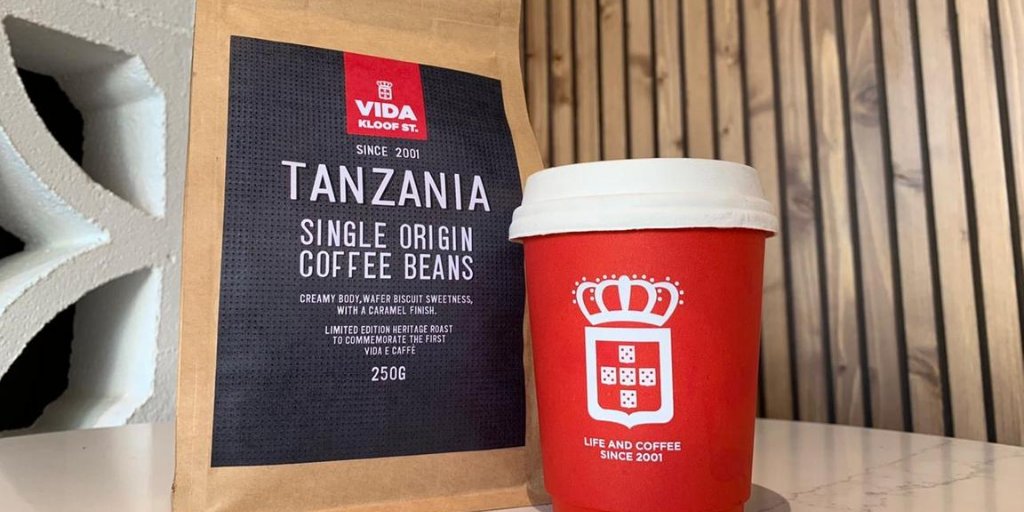 vidaecaffe's tweet photo. Introducing our heritage roast, Kloof Street. To commemorate our first ever store which opened on Kloof Street in 2001, we launched a single-origin Tanzanian bean. You can now get our single-origin Kloof Street roast at all stores nationwide for an additional R2.00 on your caffè. https://t.co/yiRs6oPOQc