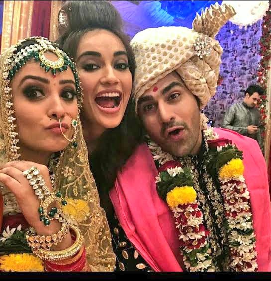 BehirSofiya's tweet photo. Friends Forever...♥️😘♥️
@SurbhiJtweets @pearlvpuri @anitahasnandani https://t.co/UOpPz0MvZf