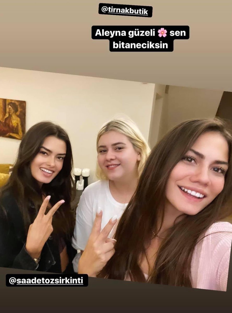 CieloLimos's tweet photo. F R I E N D S 👩‍👩‍👧 💞
#DemetÖzdemir https://t.co/jxH1s5Tymb