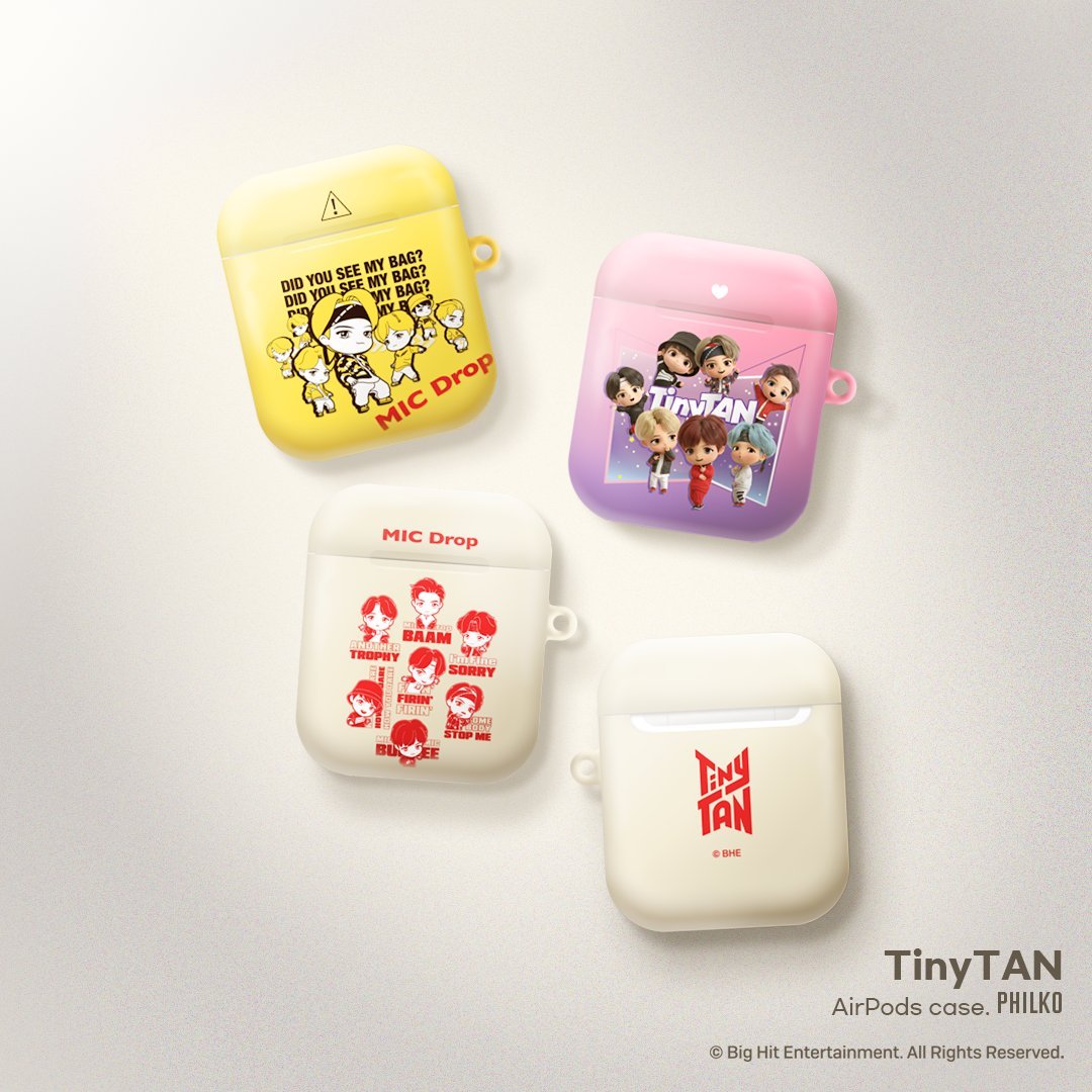 Qg_Barmys's tweet photo. 🔮[TRAD]
Os produtos TinyTAN estão disponíveis no #weverseshop #TinyTAN #WeverseShop #PHILKO #TinyTANPhoneCase 
#TinyTANAirPodsCase #TinyTANAirPodsProCase https://t.co/JTygzYRzXb
