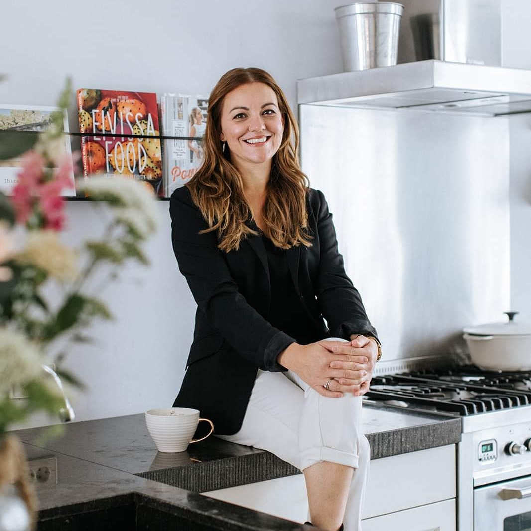 Stonne deelt haar ervaring op de #Hellpdag van 7 november. Zij legt graag de nadruk op #positiviteit en kracht. Ze neemt je mee in haar #PE/#HELLP ervaring, en hoe ze haar leven opnieuw vorm heeft gegeven.Wil jij het Hellpdag webinar volgen? Aanmelden en info via info@hellp.nl.