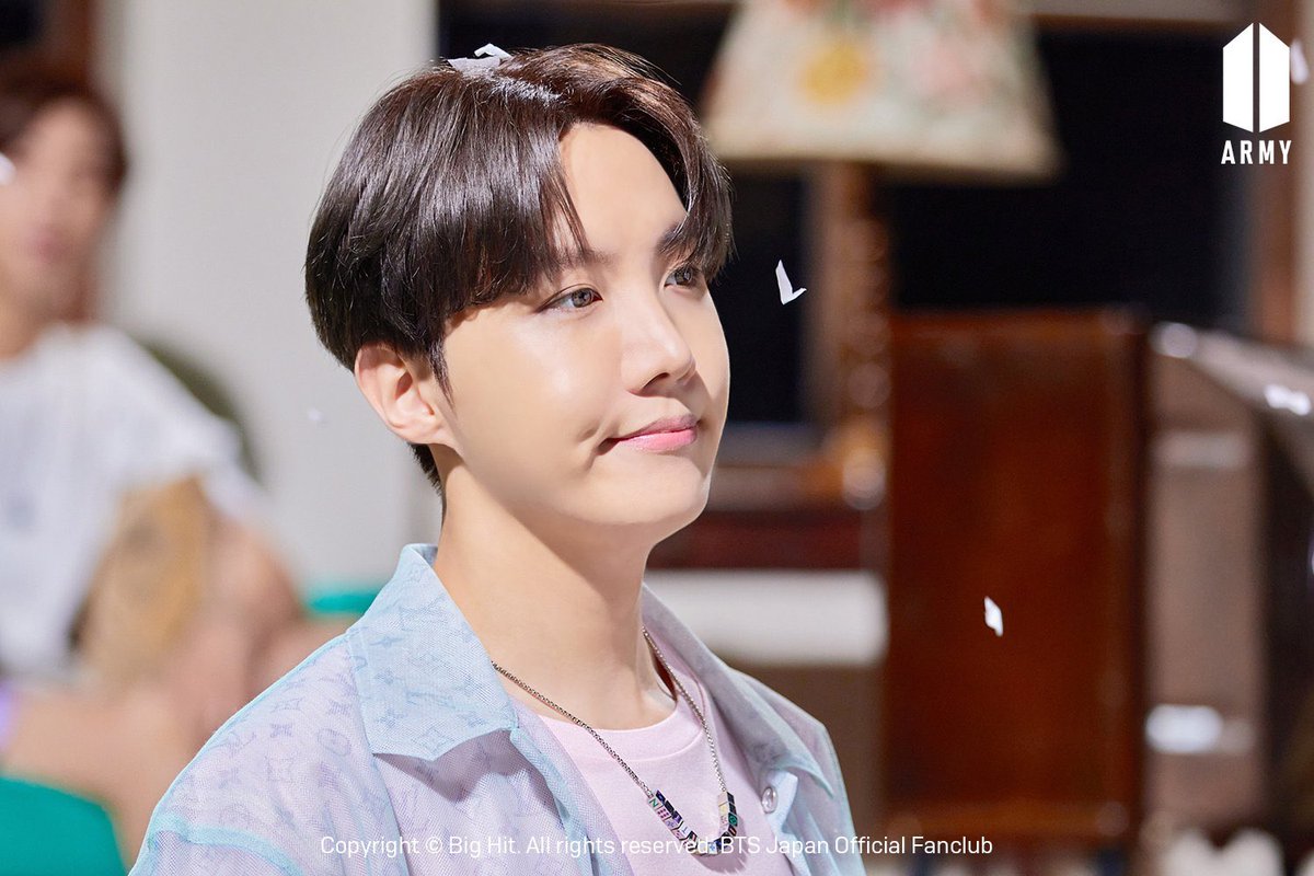 Jung Hoseok💜

#Hobi #JHOPE #HOSEOK #JungHoseok #BTS <a href="/BTS_twt/">방탄소년단</a>