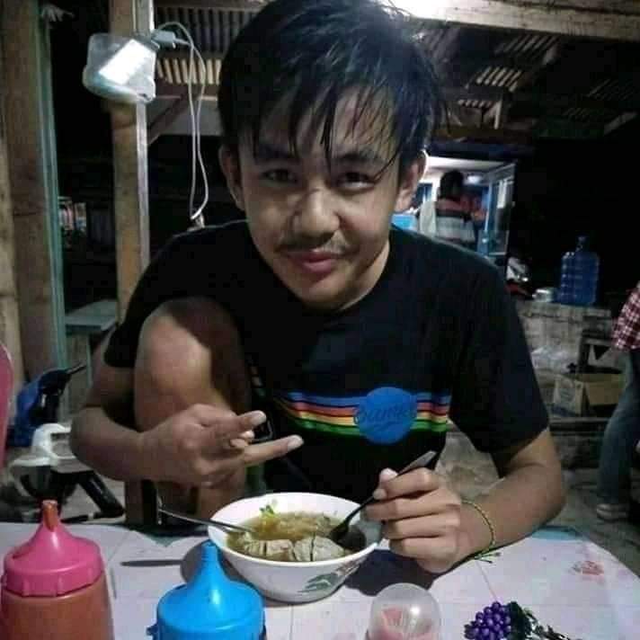recehtapisayang tweet media