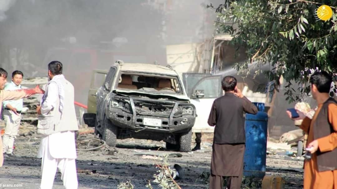 AmrullahSaleh2's tweet image. This is my SUV (car)  after the attack.  NDS lab says usual explosives such as HTM, RDX, C-4 or  Ammonium nitrate based material NOT used. It was a military grade explosive. Samples passed to allies for analysis and tracing. I will be back on this on the side of our system.