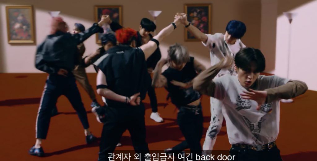 felixedt's tweet photo. stray kids have the best choreographies. i said what i said. https://t.co/wgbgL0kYR9