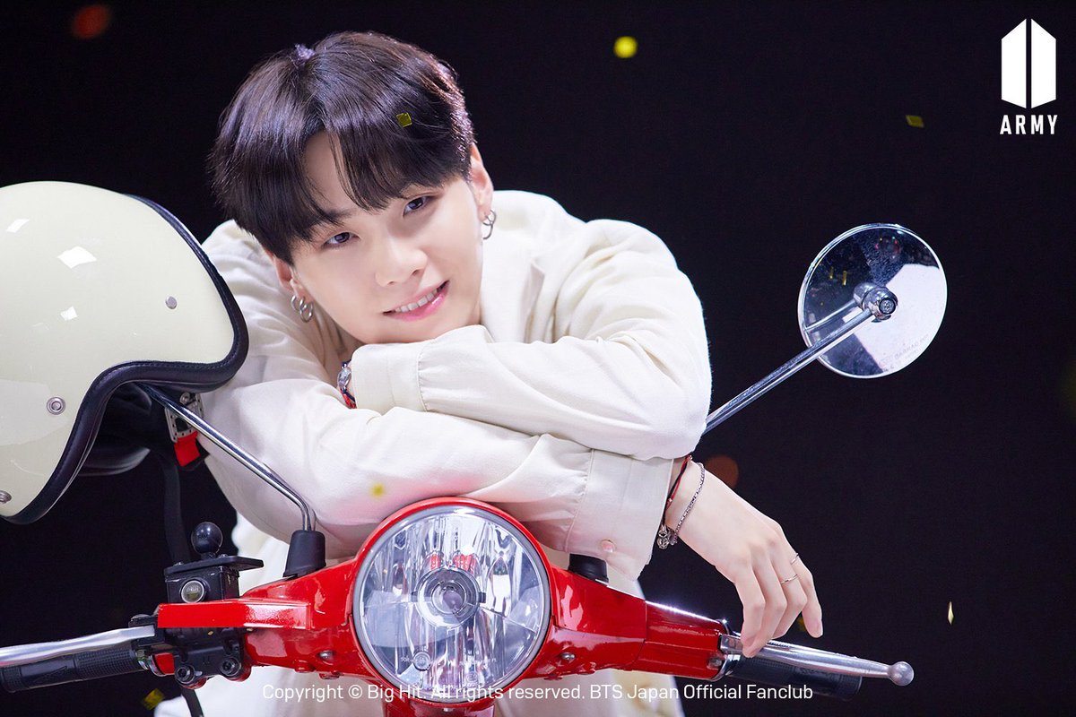 Min Yoongi💜

#SUGA #YOONGI #MinYoongi #BTS <a href="/BTS_twt/">방탄소년단</a>