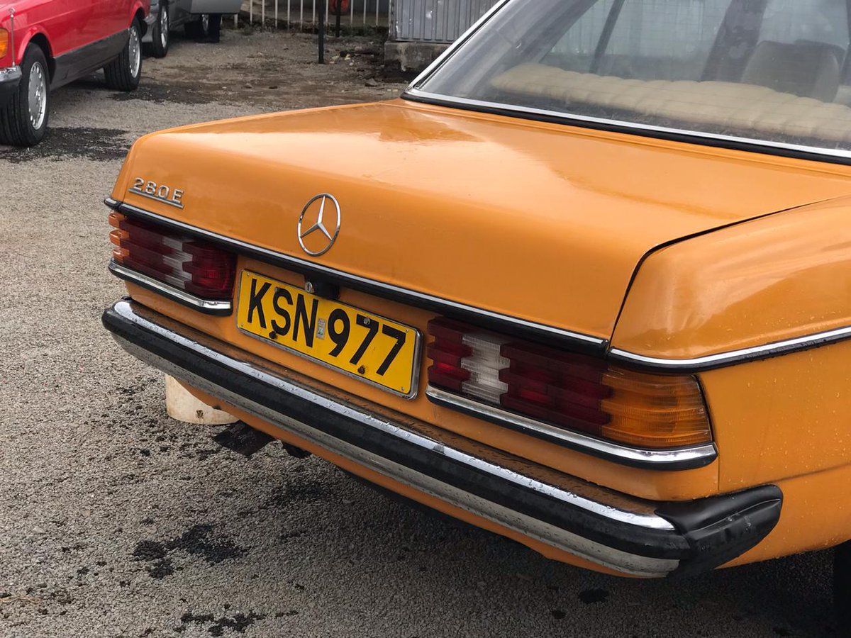 SteveChegge's tweet photo. Vintage -Collectors Item

Mercedes Benz w123 E•Class For Sale.
-mileage:75,000 kms.(as good as new)
-6 cylinder/2800cc
-Automatic Gear 4speed
-Injection Fuel system
-Right Hand Drive
-Petrol Engine
-M115 Engine
Asking :ksh 450,000

DM if interested.
RT.🙏🏾 https://t.co/b2kYI5rVbi